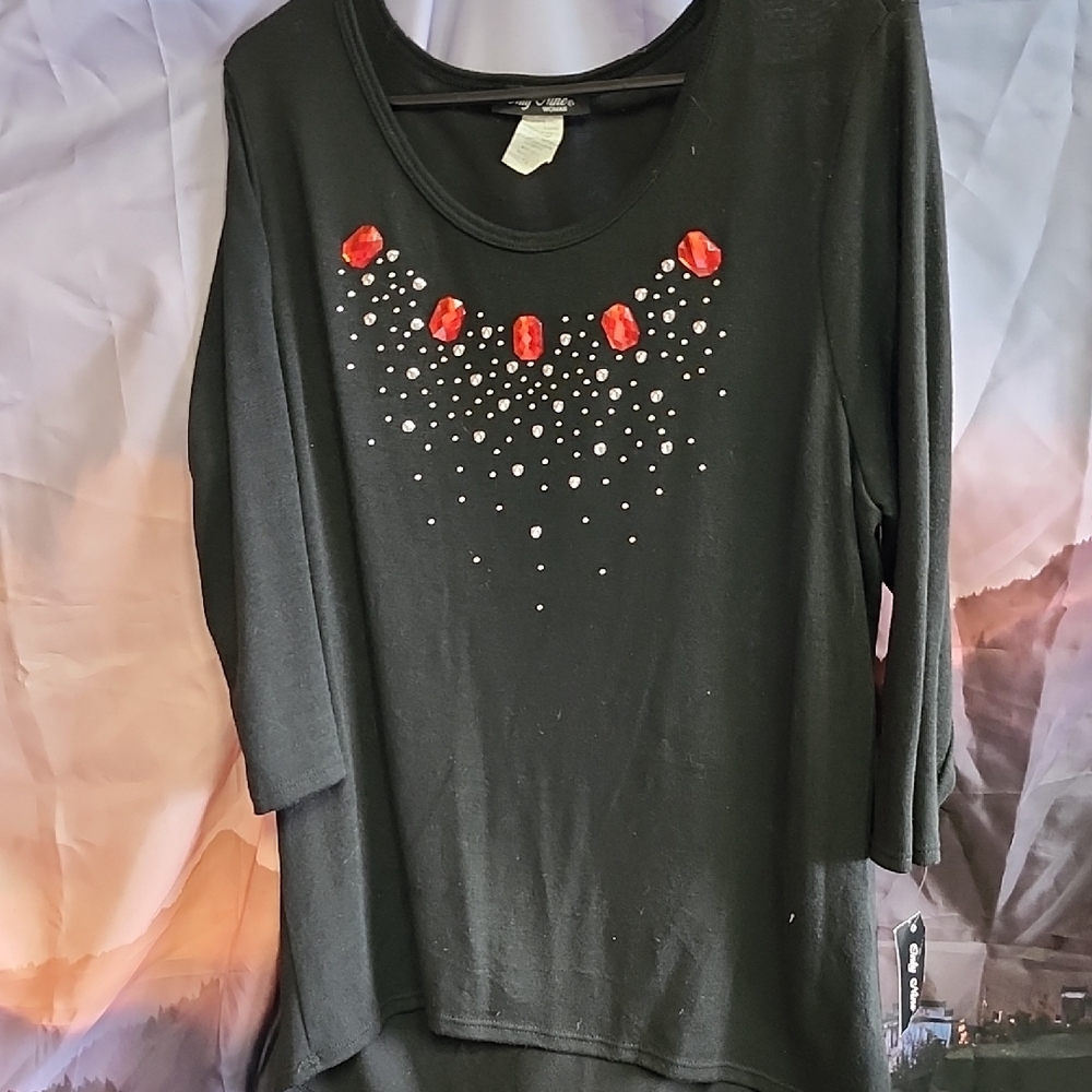 Nwt Elegant Black Long Sleeve Sweater Tee with Red Accents